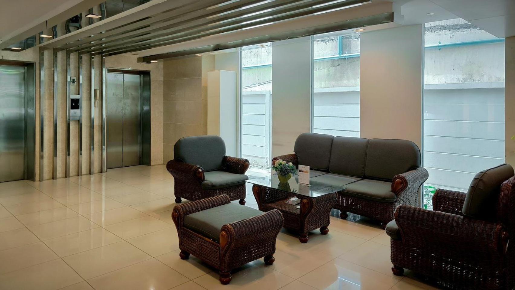 Centric Place Hotel Банкок Екстериор снимка